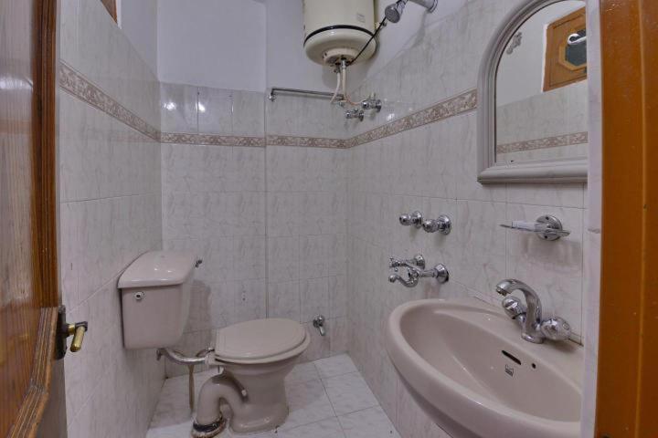 Hotel Ashish Inn Kandāghāt Exteriér fotografie