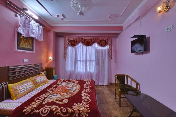 Hotel Ashish Inn Kandāghāt Exteriér fotografie